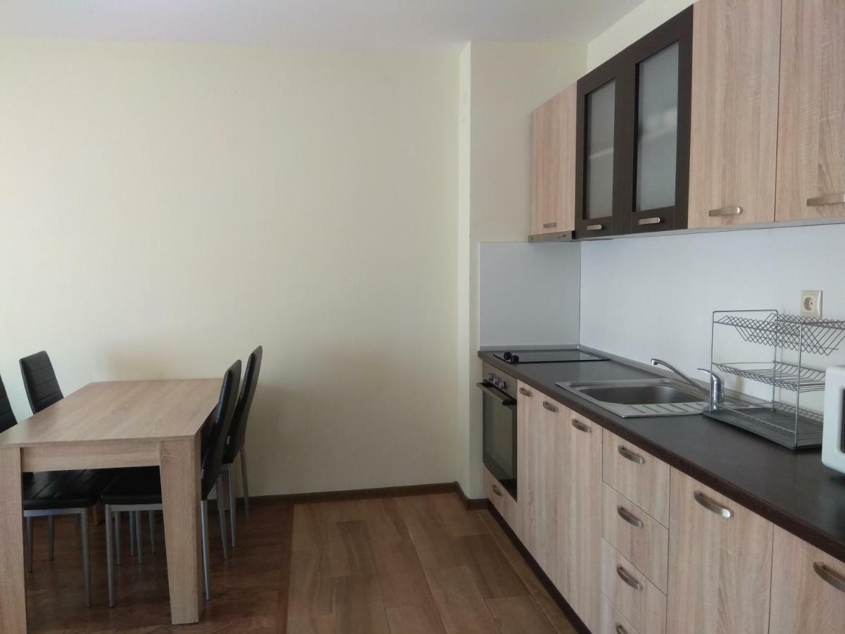Private Apartment In Faith - Ravda Exterior photo